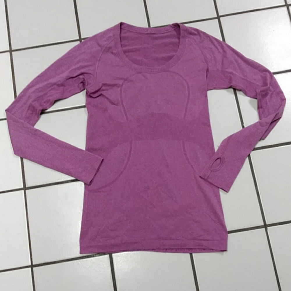 lululemon athletica Long Sleeve Tee in Magenta